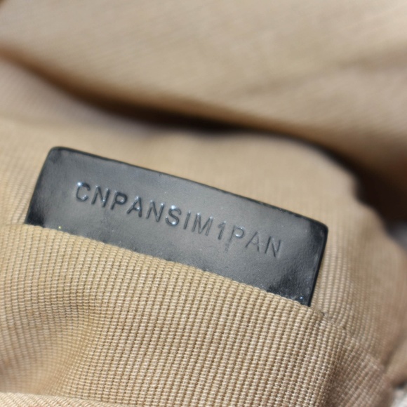 Burberry: Black Leather & Nova check Bag (nm) - Picture 8 of 8